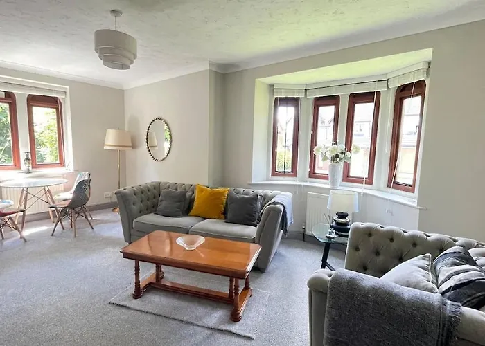 Gatelodge - Charming 2-Bed Cottage, Exmouth - Sleeps 3