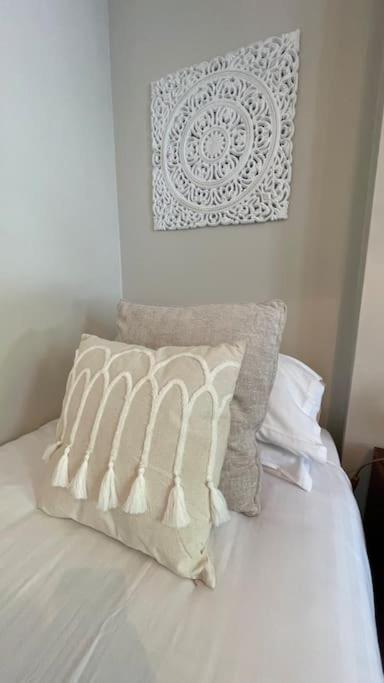 Holiday home Gatelodge - Charming 2-bed Cottage, - Sleeps 3 *